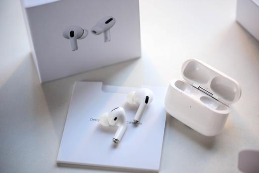 苹果3  AIR PODS PRO 三代无线耳机  原材料组装  改名定位 三代界面 原机操作模式 原机重量 支持弹窗和触摸控制. 需要13.23以上的系统。 商品图6