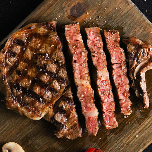 【主播推荐】犇西诗原切眼肉谷饲西冷牛排牛肉家庭套餐1500g 商品图3