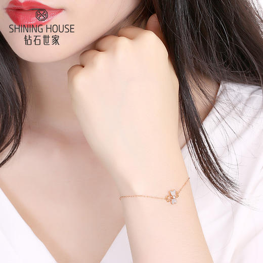 【甑选钻饰】【门店同款】钻石世家 18K金钻石手链 一款多戴手链 四叶草手链 蝴蝶结手链 一款两戴多变手链 链长约16-17.5厘米（3-5天发货） 商品图3