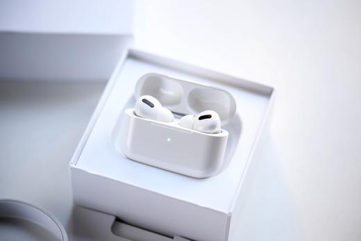 苹果3  AIR PODS PRO 三代无线耳机  原材料组装  改名定位 三代界面 原机操作模式 原机重量 支持弹窗和触摸控制. 需要13.23以上的系统。 商品图3