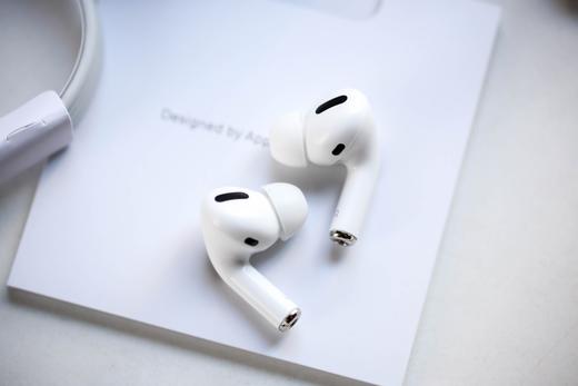 苹果3  AIR PODS PRO 三代无线耳机  原材料组装  改名定位 三代界面 原机操作模式 原机重量 支持弹窗和触摸控制. 需要13.23以上的系统。 商品图2