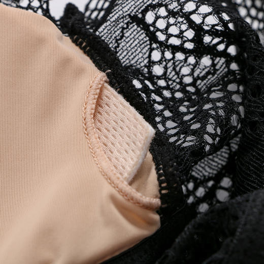 蕾丝柔软薄款微弹内衣套装 法式三角杯内衣套装，大面积蕾丝装饰 清仓不退不换 商品图5