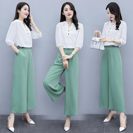 WZNH-HCNL18108新款名媛气质小香风女装洋气时尚两件套 商品图1