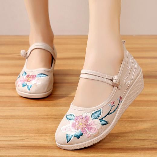 ltx-f-703新款绣花老北京布鞋tzf