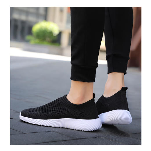 【轻盈飞织鞋男女款】会呼吸的飞织鞋  弹力飞织面料 轻盈柔韧 透气排湿不闷脚 商品图1