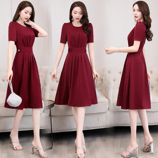 WZNH-XZYHC2056夏季短袖中长款时尚连衣裙 商品图1
