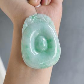 翡翠如意吊坠