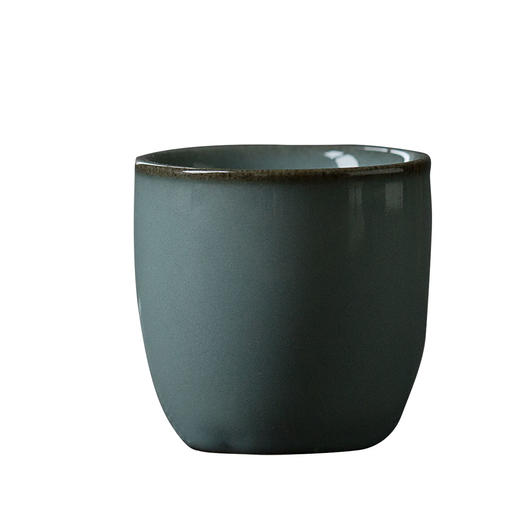 茶香记 粉青 灰黄釉 聚香杯 弟窑 个人杯 小品杯 釉色温润 商品图4