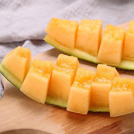 【新疆哈密瓜】2/3/4头，果肉细腻如脂，脆甜爽口 商品图1