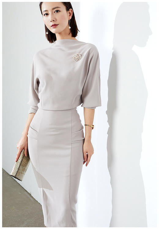 “云卷云舒”颈袖添香-J9383752A颈袖添香季新款气质通勤职场装连衣裙女装中长款J9383752A 商品图0