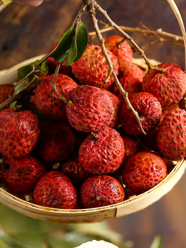 广东61糯米糍桂味荔枝枝头现摘个大肉厚果肉白润如玉汁水甜到心头精