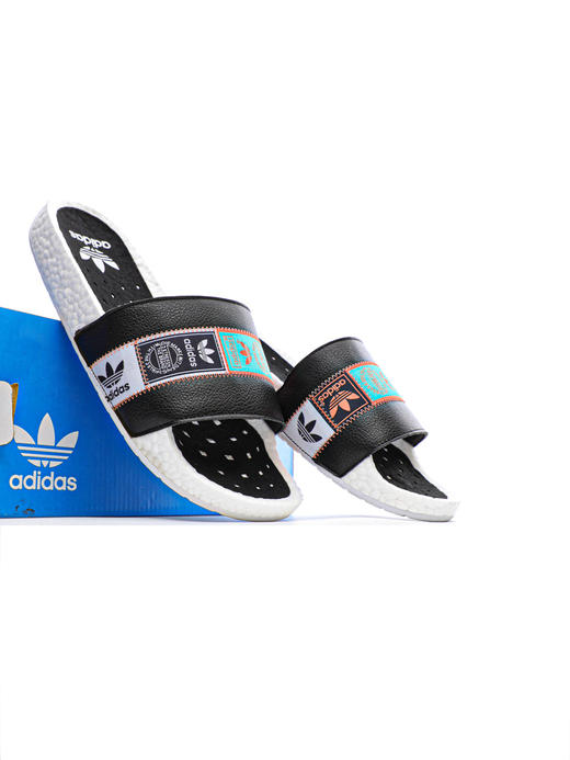 鱼鳞纹超软泡棉技术#鞋床贴附脚底,脚感极致舒适❗️踩屎感拖鞋，阿迪达斯adidas Adilette Boost Slides升级改良爆米花夏季休闲运动沙滩一字拖鞋 商品图3