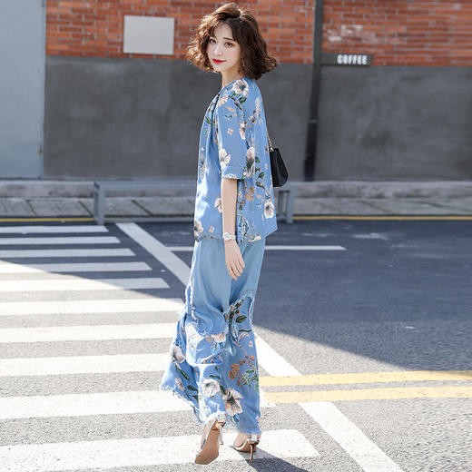 WZNH-HJY2052时尚洋气女上衣阔腿长裤两件套 商品图2