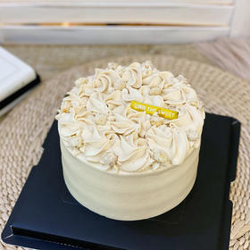每日10点秒杀：6英寸招牌榛子奶油蛋糕