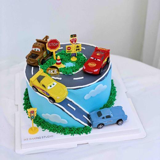 盘山公路汽车 商品图0