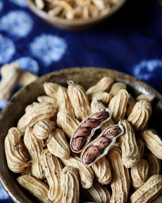 【傣王贡品】 七彩带壳野地花生 稀有品种 原生态种植 晒干 500g*2袋/份 商品图2