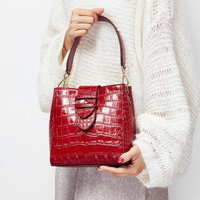 QSL1277牛皮女包鳄鱼纹真皮手提包单肩斜挎水桶包