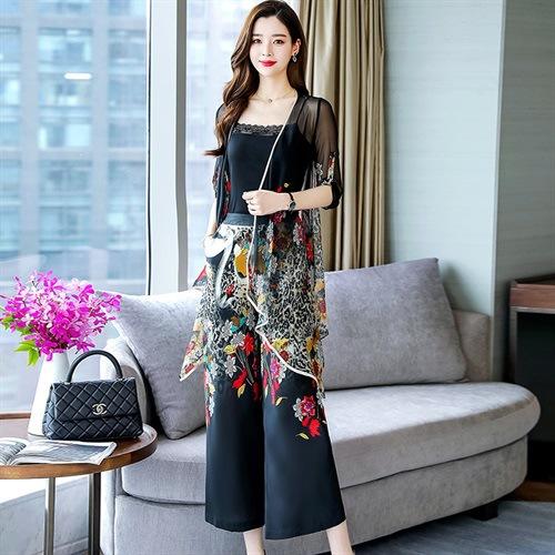 WZNH-MSY1925（三件套 配腰带 抹胸）优雅小个子雪纺花色御姐洋气范阔腿裤三件套 商品图3