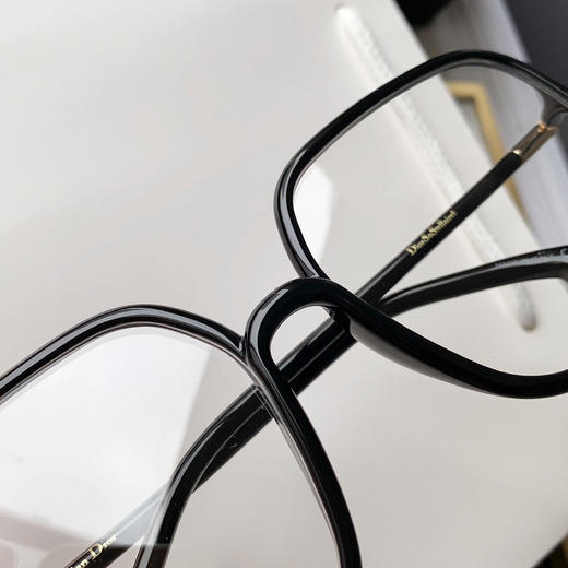 【 渠道代工厂出品，随意比对】SOSTELLAIRE1系列黑框平光镜 超大的镜框设计，上脸瞬间小巴掌脸～QC严格质检，原厂代工，任何细节都值得考究！ 商品图4