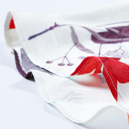 METTE2020夏季新品女中长款连衣裙时尚植物印花不对称开衩连衣裙 商品图5