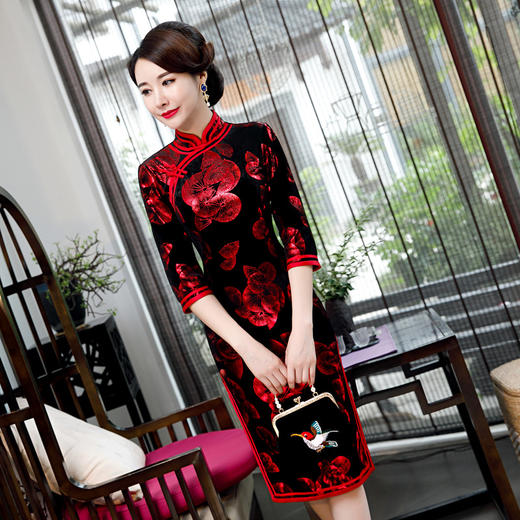 YX-0200金丝绒中国风气质名媛日常优雅修身旗袍 商品图3