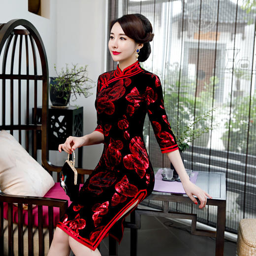 YX-0200金丝绒中国风气质名媛日常优雅修身旗袍 商品图4