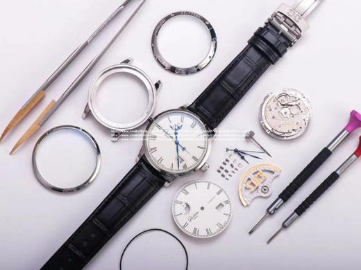 V9格拉苏蒂原创议员1-36-04款，双跳大日历，同步原装尺寸40mm*12mm，配件均通用原装，男士腕表，皮表带，自动机械机芯，透底。 商品图3