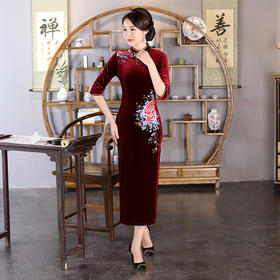 WXG-SR-220大码短款丝绒绣花礼仪中袖旗袍连衣裙