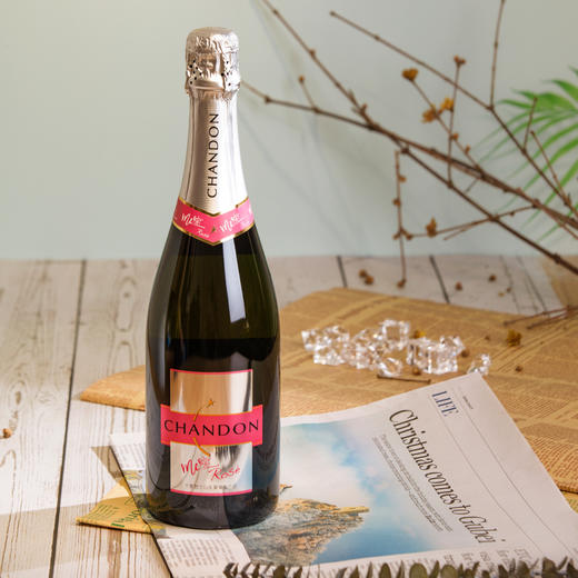 夏桐 ME蜜Rose 传统工艺粉红半干高泡葡萄酒  单瓶/礼盒 商品图0