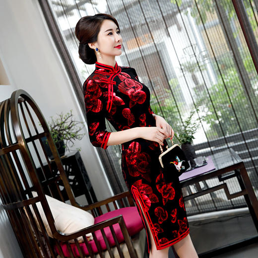 YX-0200金丝绒中国风气质名媛日常优雅修身旗袍 商品图2