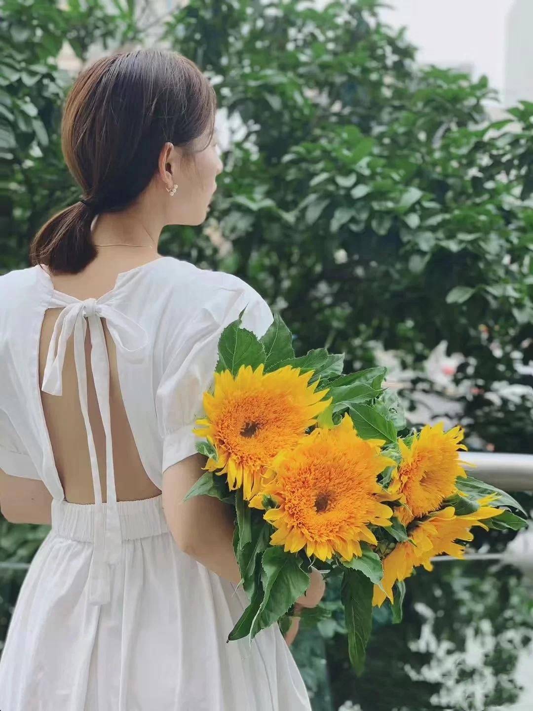 泰迪向日葵【你来人间一趟，你要看看太阳】简小姐精选 超萌毛茸茸A级重瓣泰迪向日葵 2枝/束  2束包邮 48小时发货