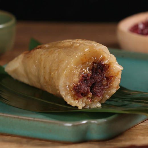 江南特产,手工粽子,三种口味,更多选择,黑猪肉鲜粽/玫瑰洗沙粽/蛋黄鲜