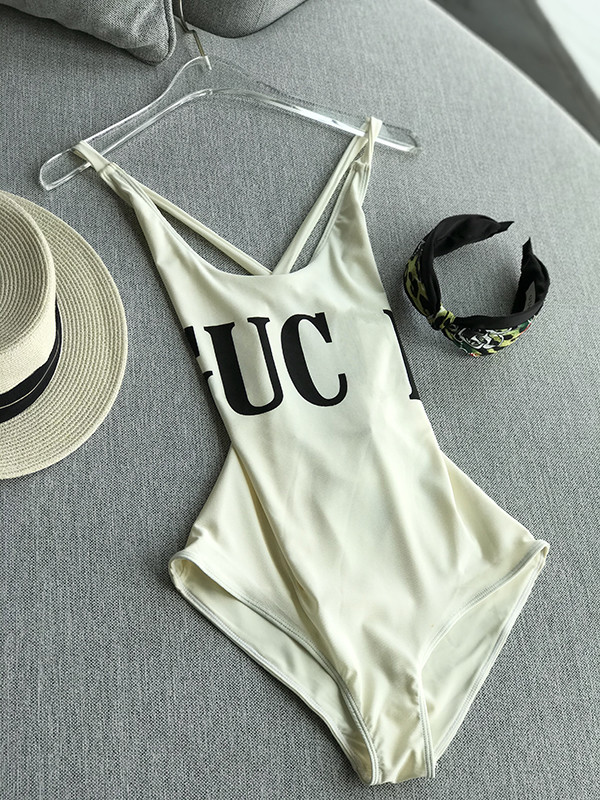 y ths 6.9-无 度假首选 g  黑色字母logo泳衣 多种穿法 bp096