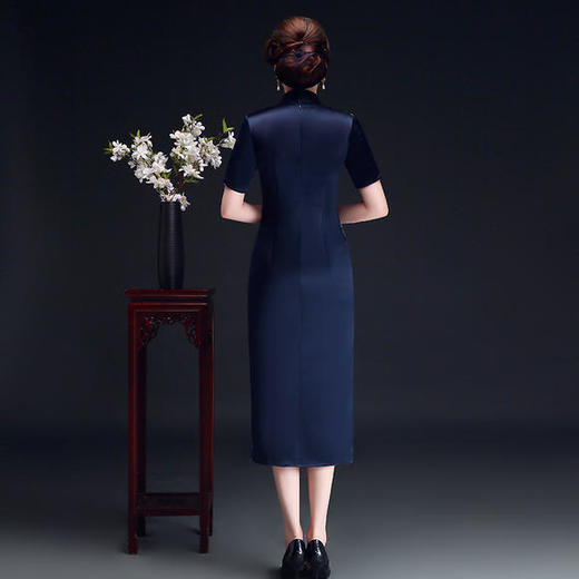 LHS-2002新款复古气质蕾丝拼接醋酸改良旗袍 商品图2