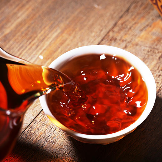 187     好茶不贵●易武金芽●百年古树●2018年●品易武醇香，汤色红绸明亮，入口既显甘甜 商品图3