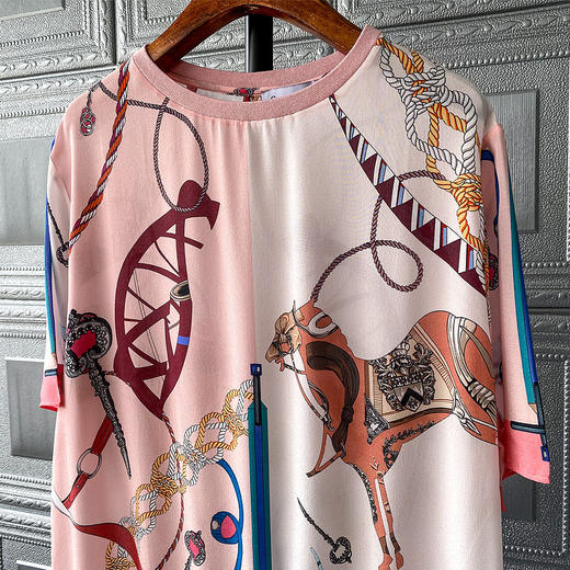 QCJZ-401249粉色夏新款宽松圆领短袖印花上衣 商品图2