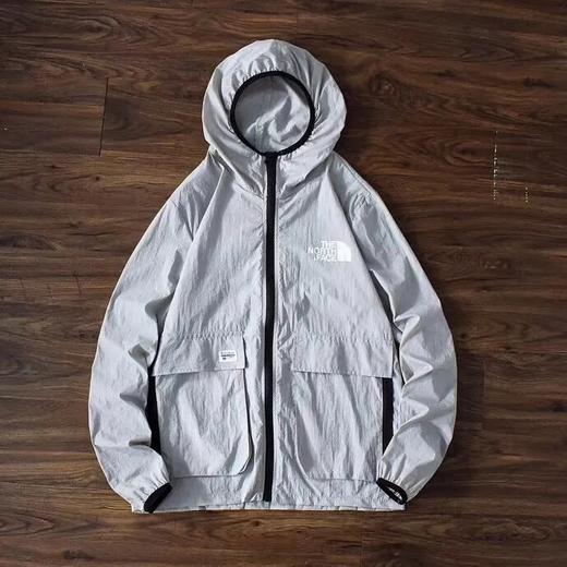 北面情侣ins网红款超薄防晒肤皮衣 男女同款