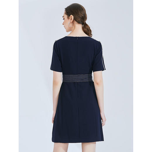 EITIE爱特爱女装夏季新品短袖收腰显瘦气质修身优雅连衣裙A字5907609 商品图4