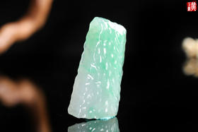 天然翡翠 【随形】吊坠  配精美挂绳