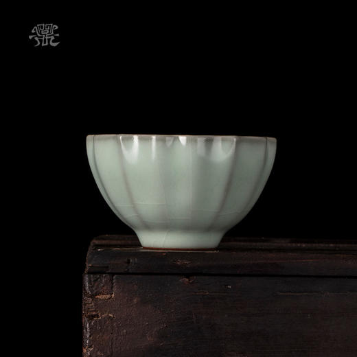 问鼎官窑宋青撷芳杯 商品图1
