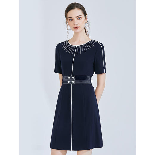 EITIE爱特爱女装夏季新品短袖收腰显瘦气质修身优雅连衣裙A字5907609 商品图1