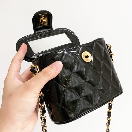 chanel香奈儿黑金漆皮书包扣化妆盒子斜挎包