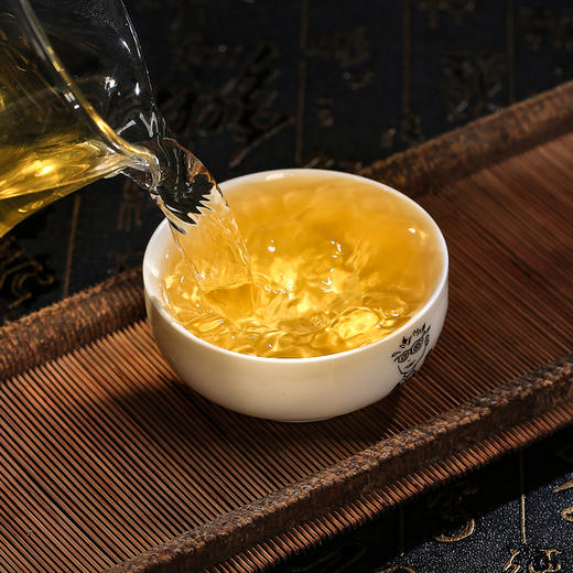 2019年普洱茶 祺丰源名茶典册——“最名山”名茶集 200g/饼*8饼 商品图2