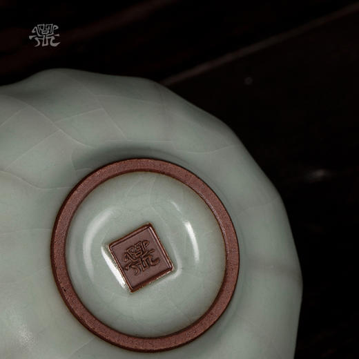 问鼎官窑宋青撷芳杯 商品图4