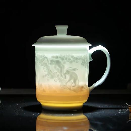 碧野青瓷 景德镇陶瓷雕刻大茶杯十二生肖杯办公杯子礼品杯带盖 商品图1