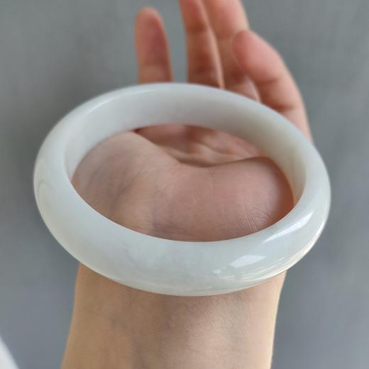 翡翠手镯 圈号：56# 商品图0