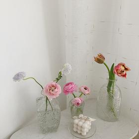 精选浮雕花瓶 (仅花瓶，不含鲜花)