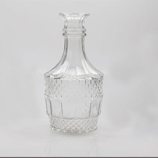 精选浮雕花瓶 (仅花瓶，不含鲜花) 商品图4