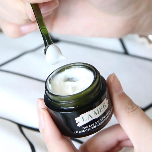 LAMER 海蓝之谜 浓缩修护去细纹紧致抗皱抗衰老小绿瓶精华眼霜15ml 商品图5