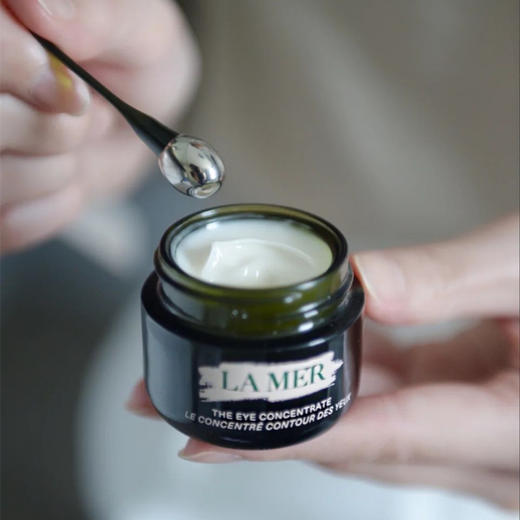 LAMER 海蓝之谜 浓缩修护去细纹紧致抗皱抗衰老小绿瓶精华眼霜15ml 商品图2